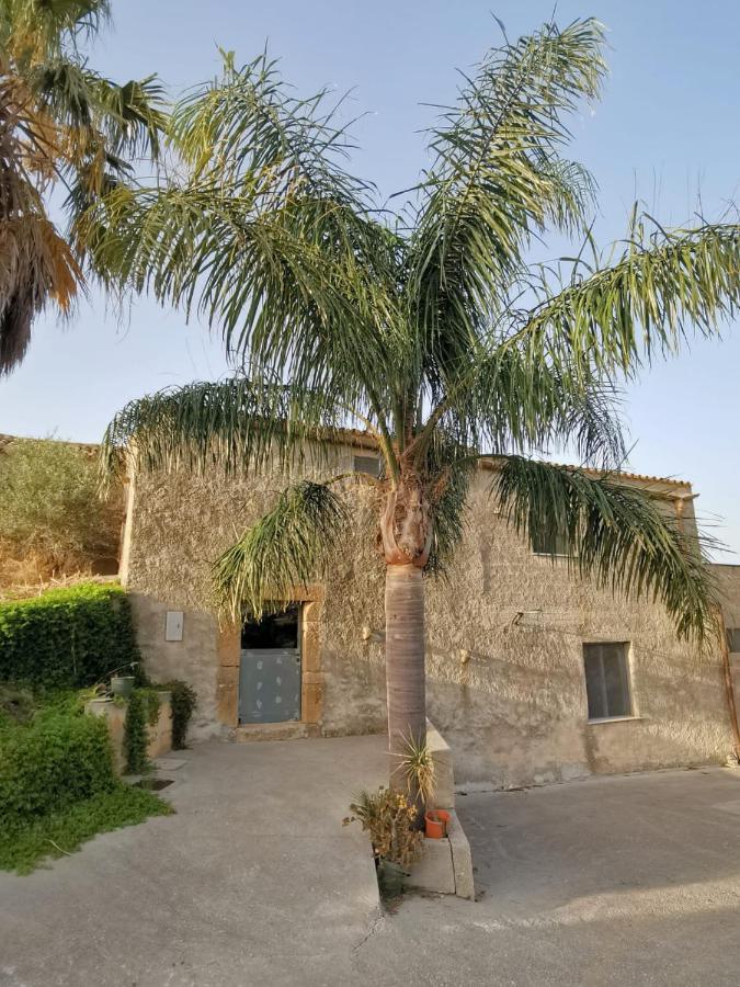 Antico Baglio Siciliano Parecchiata Buseto Superiore Exterior foto